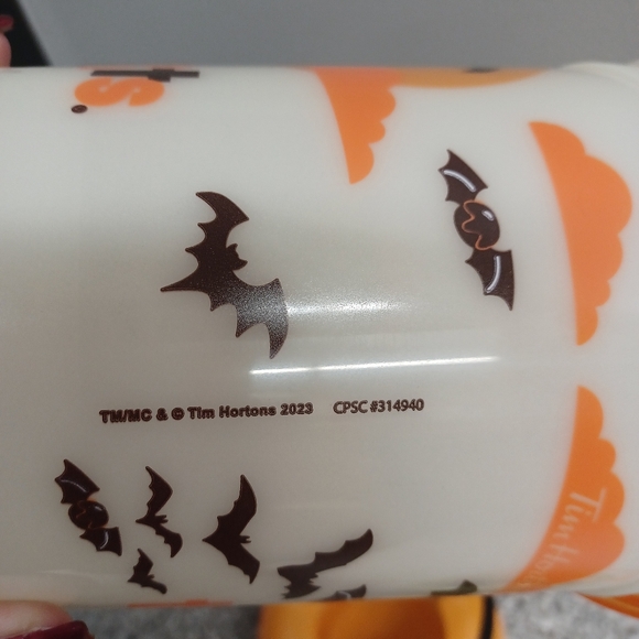McDonald's 1986/2010 Halloween Boo Buckets & 2023 Tim Hortons Glow In The Dark - Picture 5 of 14